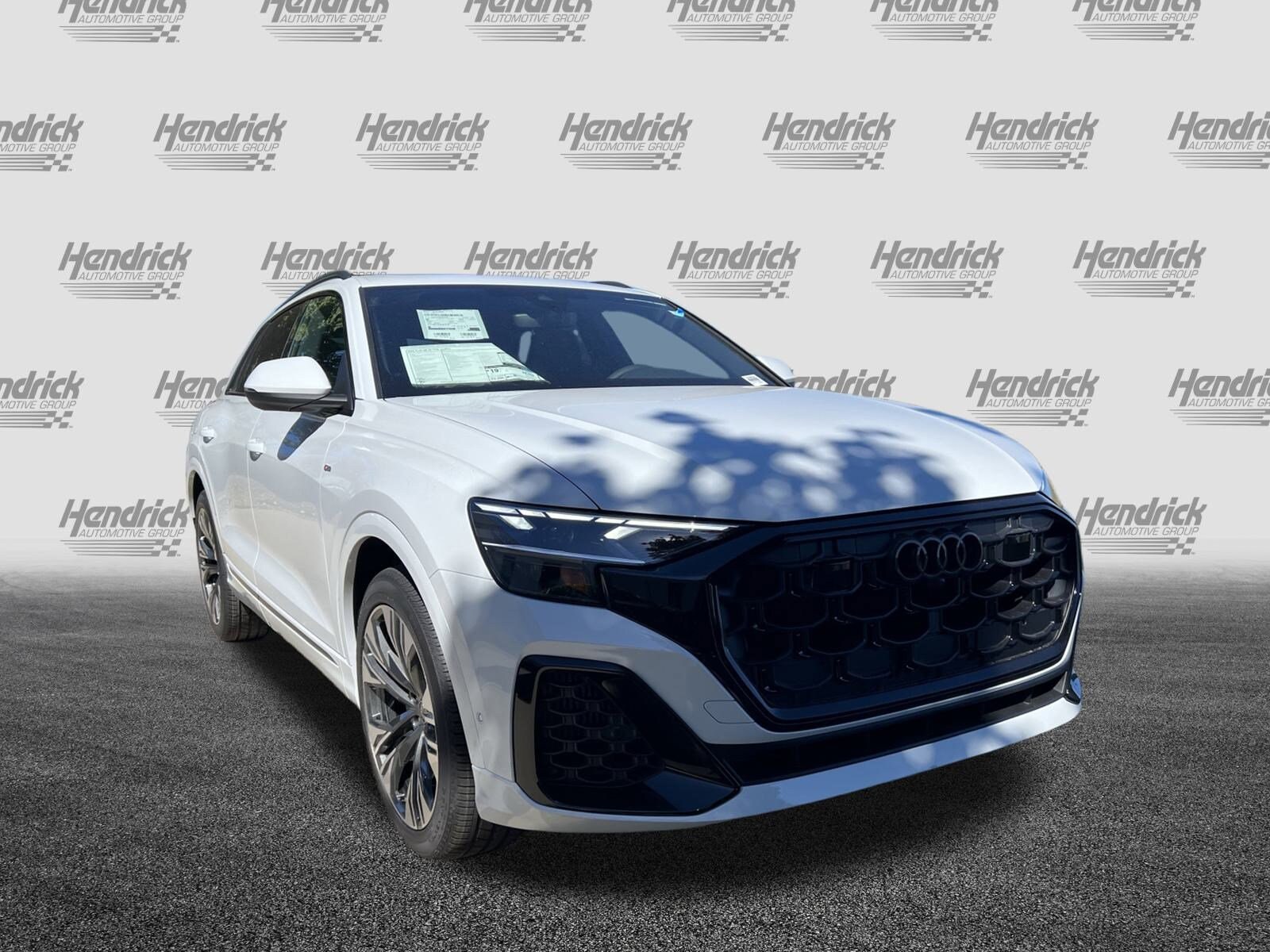 2026 Audi Q8 55 Premium Plus photo 2