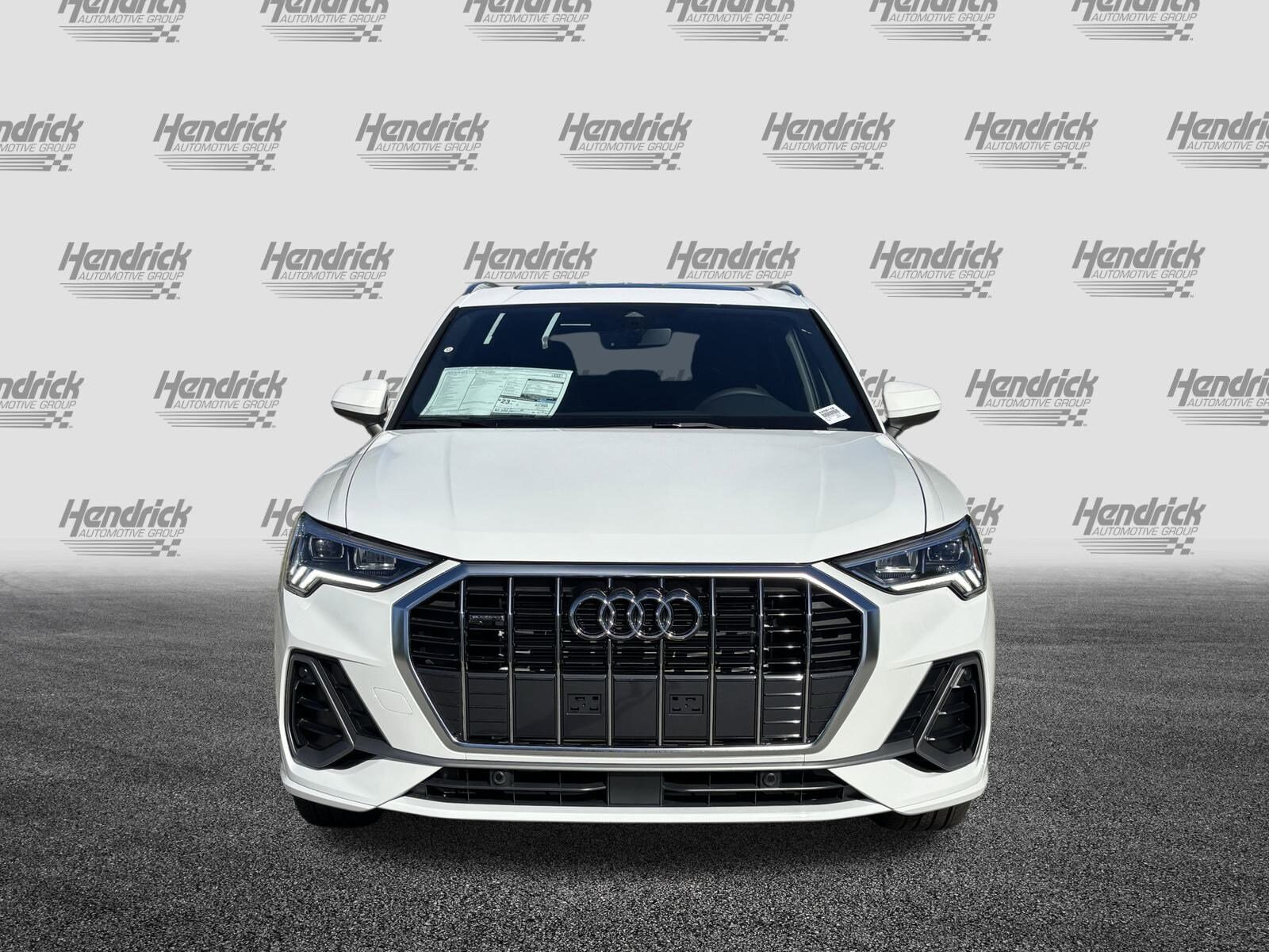 2025 Audi Q3 S line Premium photo 3