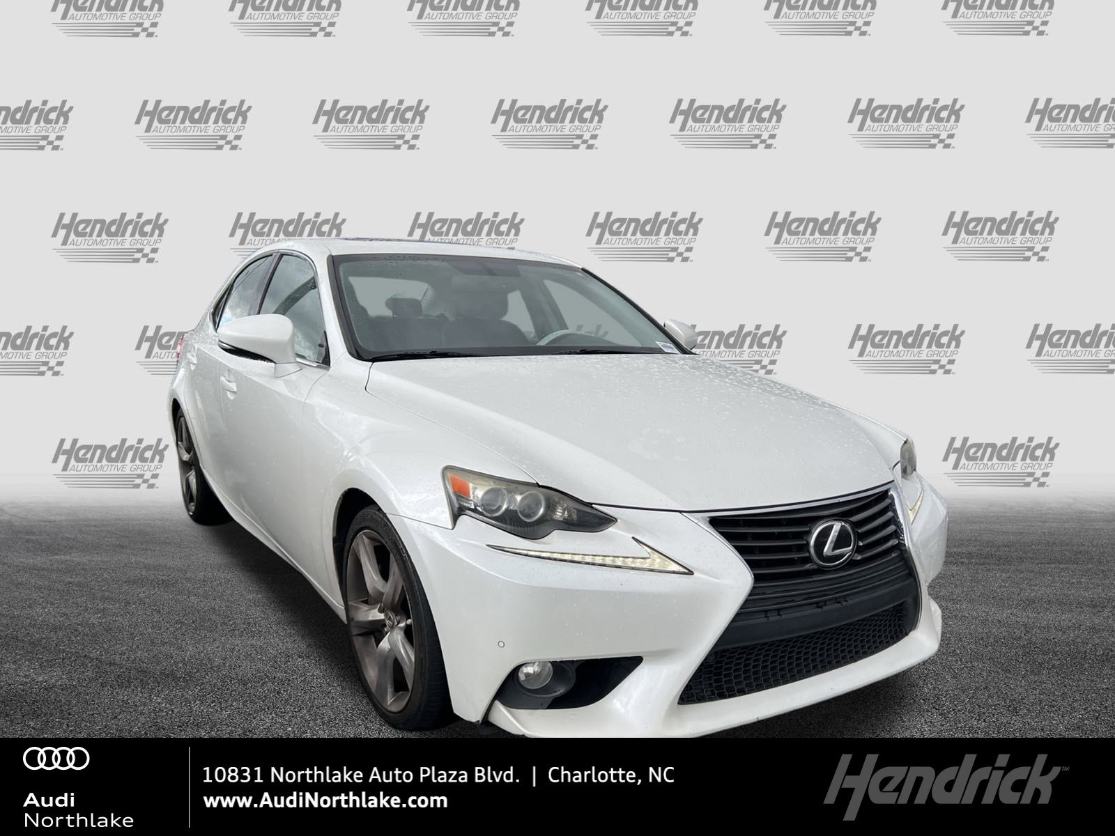 2014 Lexus IS 350's photo