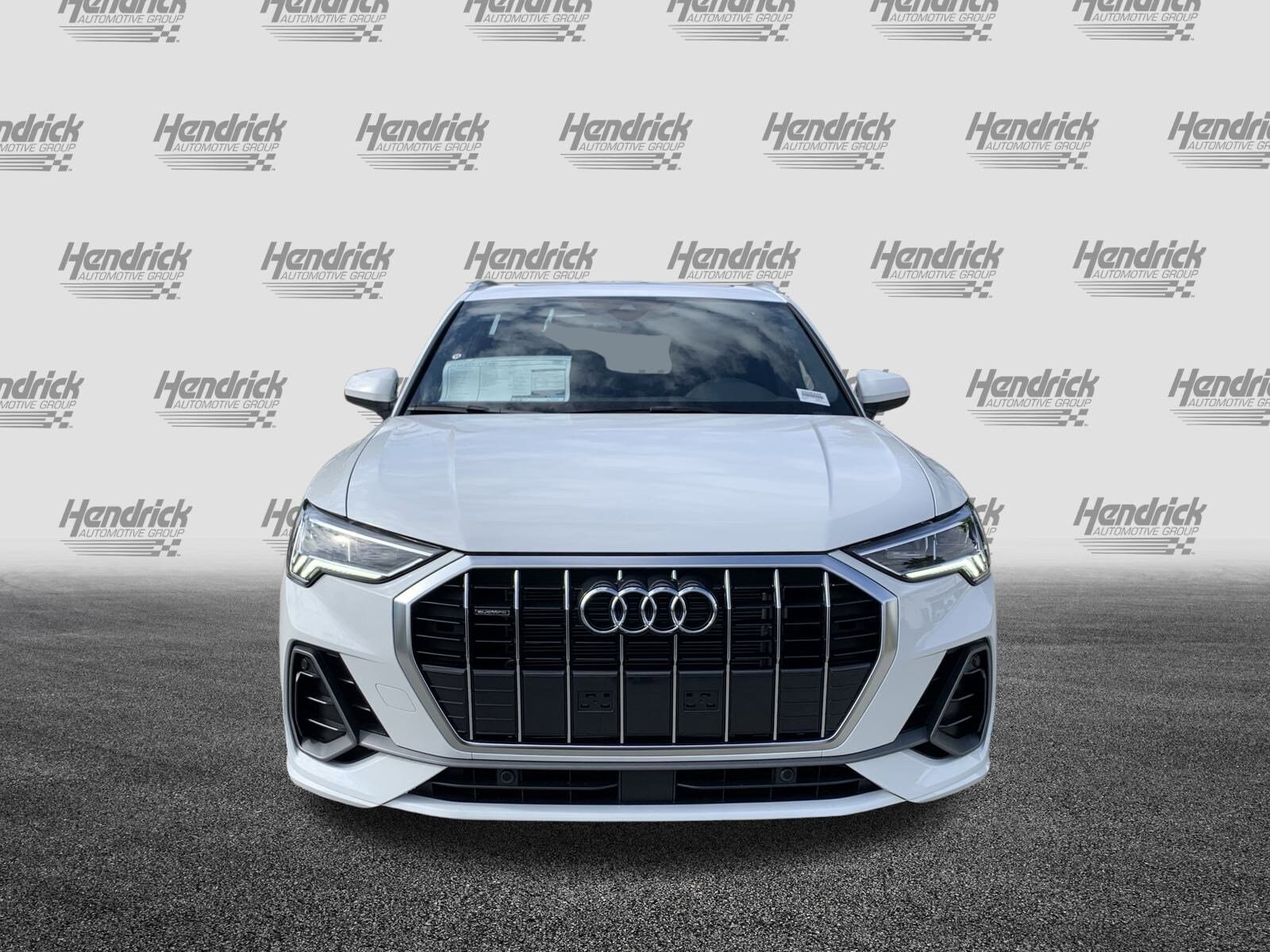 2025 Audi Q3 S line Premium photo 3