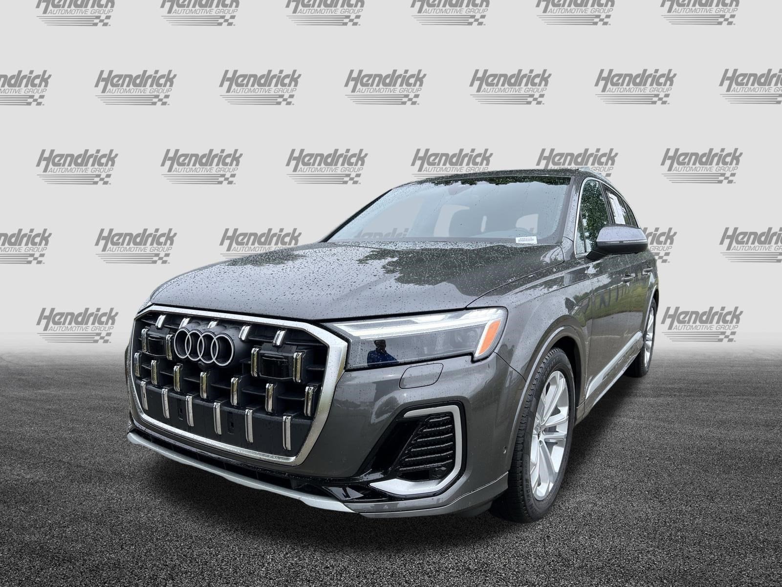 2026 Audi Q7 Premium Plus photo 4