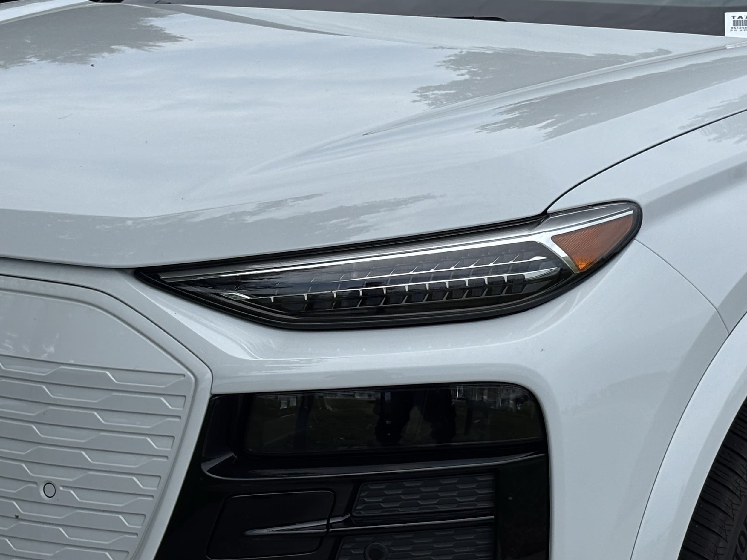 Audi Q6 E-tron Premium Plus