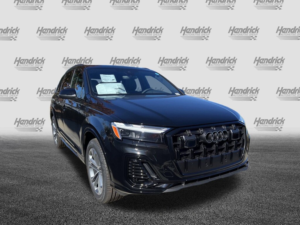 New 2026 Audi Q7 45 Premium SUV