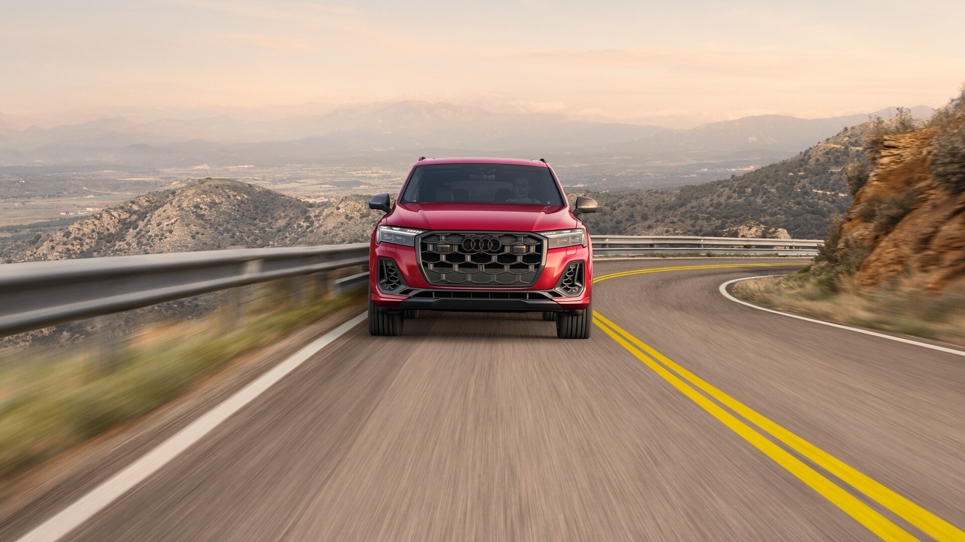 2025 Audi SQ7 Front View