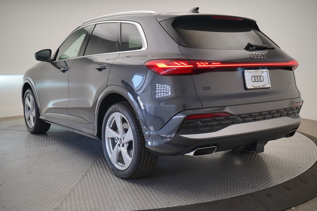 2025 Audi Q5 2.0T Prestige photo 2