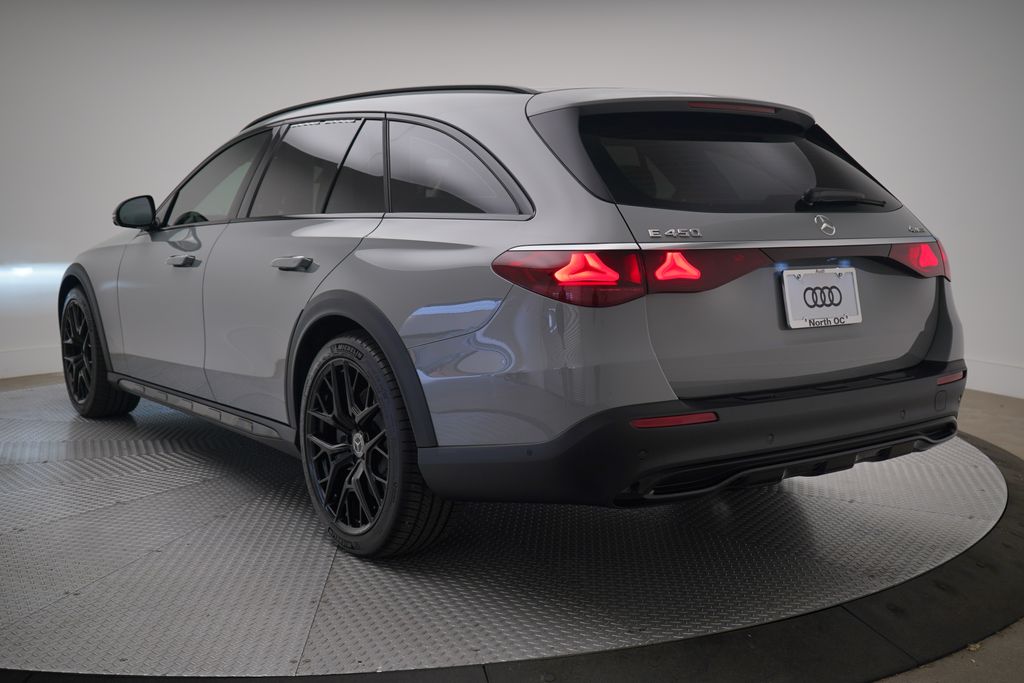 2025 Mercedes Benz E 450 Wagon photo 3