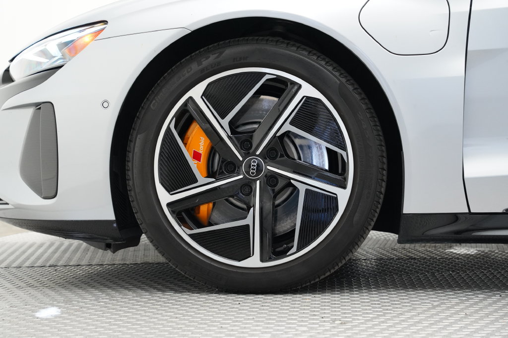 Used 2024 Audi RS e-tron GT Base with VIN WAUAHBFW2R7901425 for sale in Placentia, CA