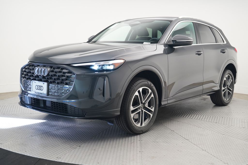 2025 Audi New Q5 Premium Plus's photo