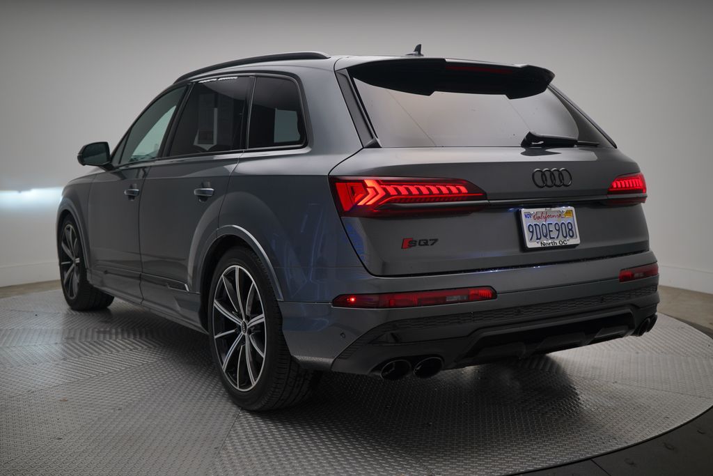 2022 Audi SQ7 Premium Plus photo 3