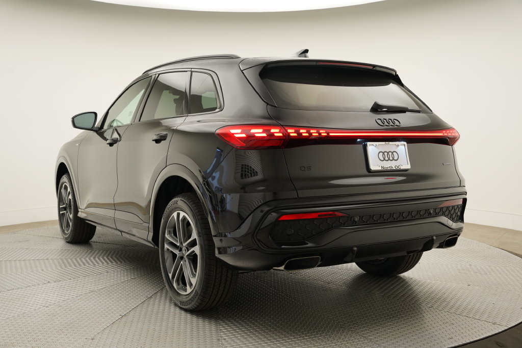 New 2026 Audi Q5 Premium SUV