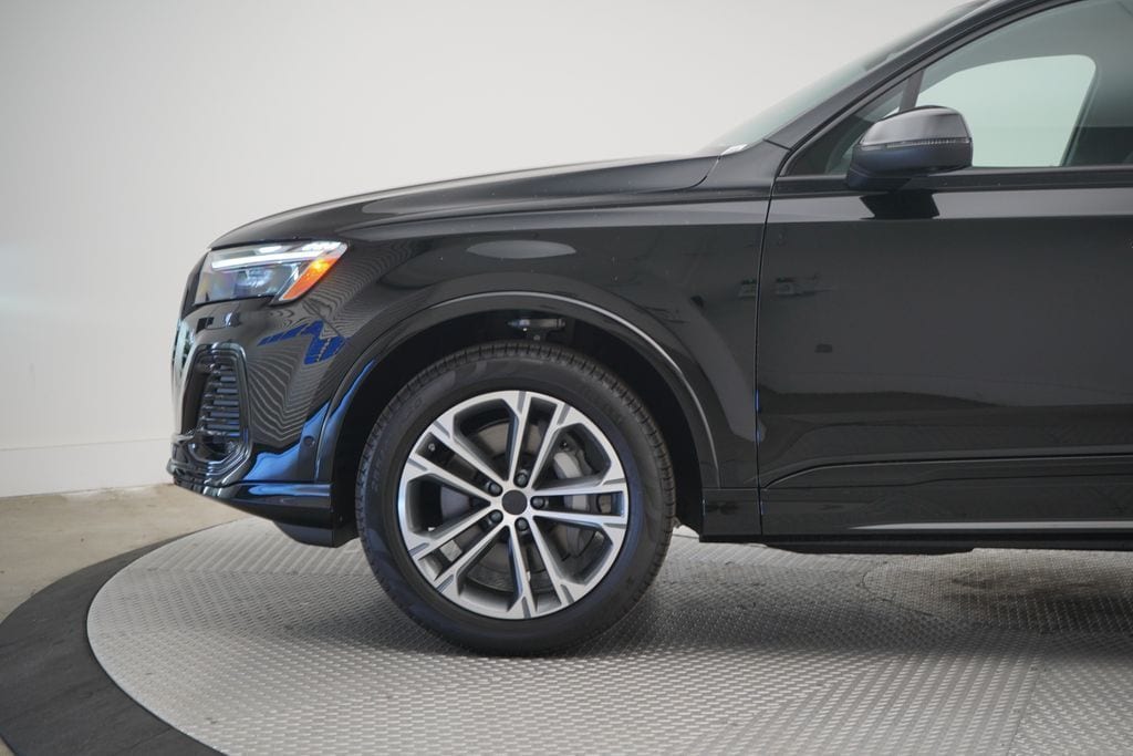 New 2026 Audi Q7 Premium Plus SUV
