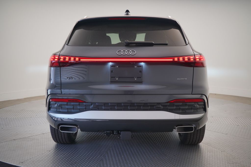 2025 Audi Q5 2.0T Premium Plus photo 4