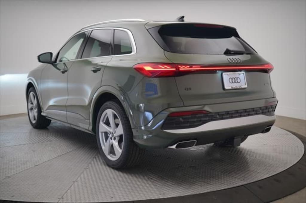 New 2025 Audi Q5 Prestige SUV
