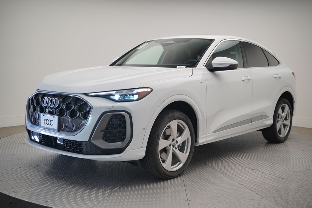 2025 Audi New Q5 Sportback Premium Plus's photo
