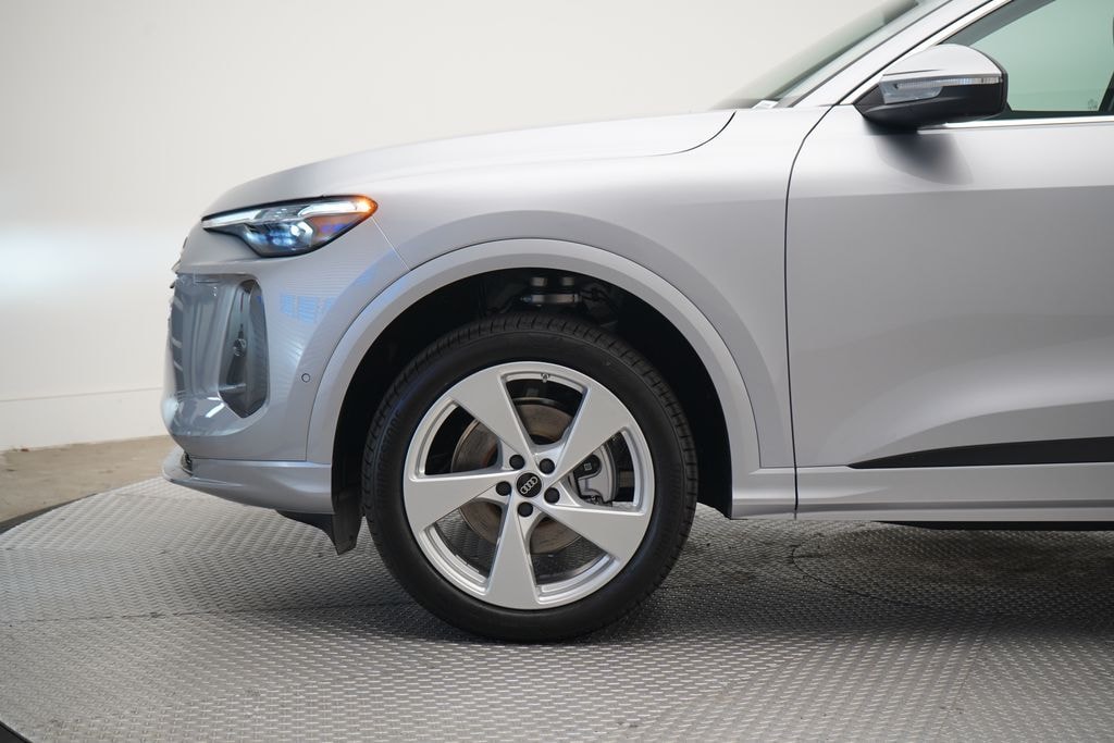 New 2026 Audi Q5 Premium Plus SUV