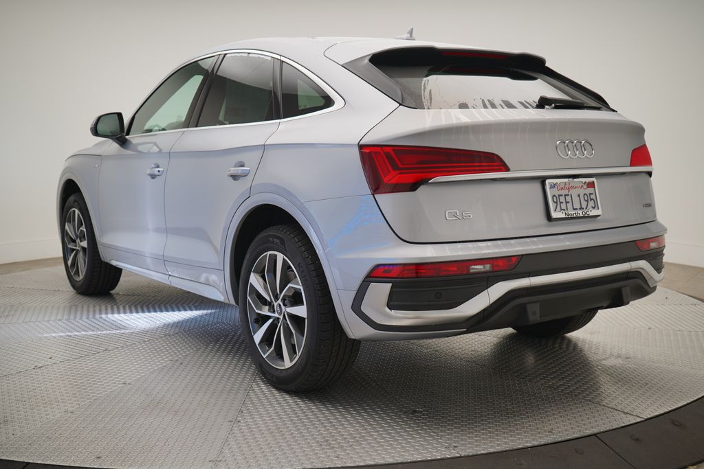 2023 Audi Q5 Sportback 45 S line Premium photo 3
