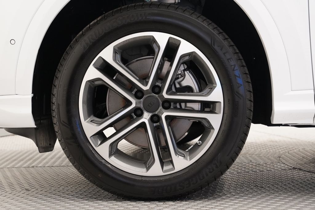 New 2026 Audi Q5 Premium SUV