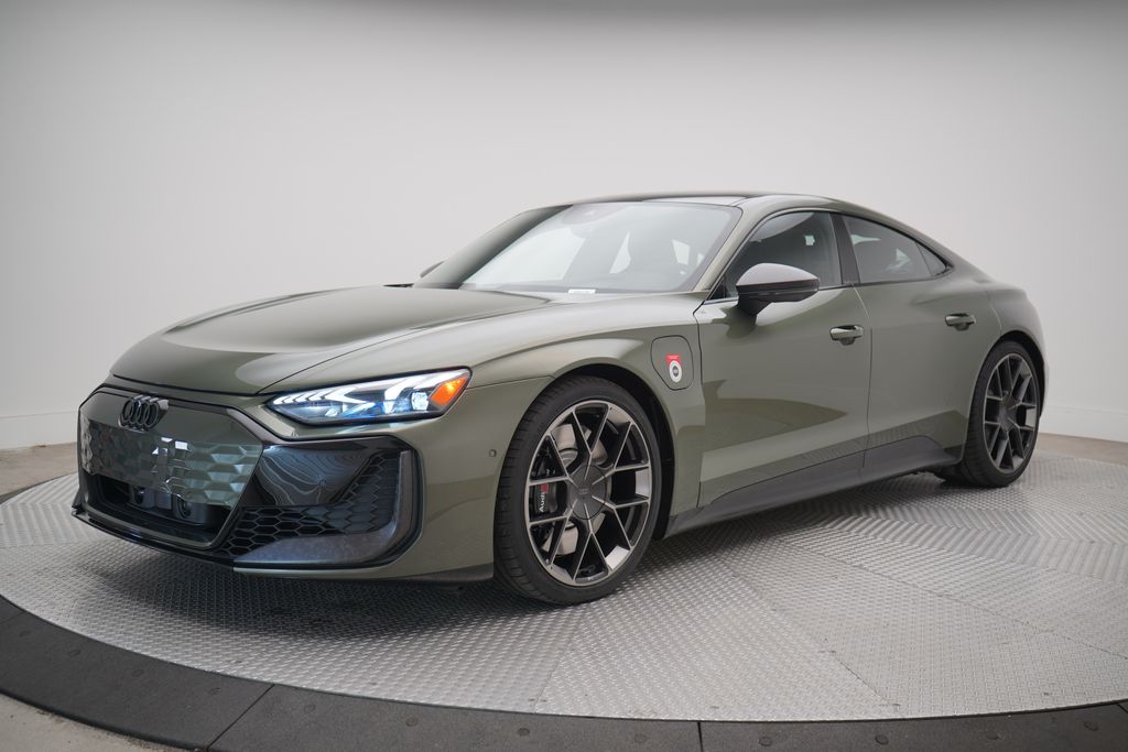 2026 Audi RS e-tron GT Performance Base's photo