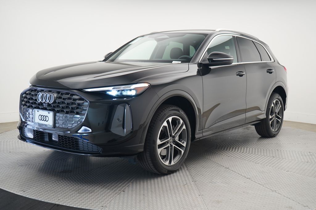 2025 Audi New Q5 Premium Plus's photo