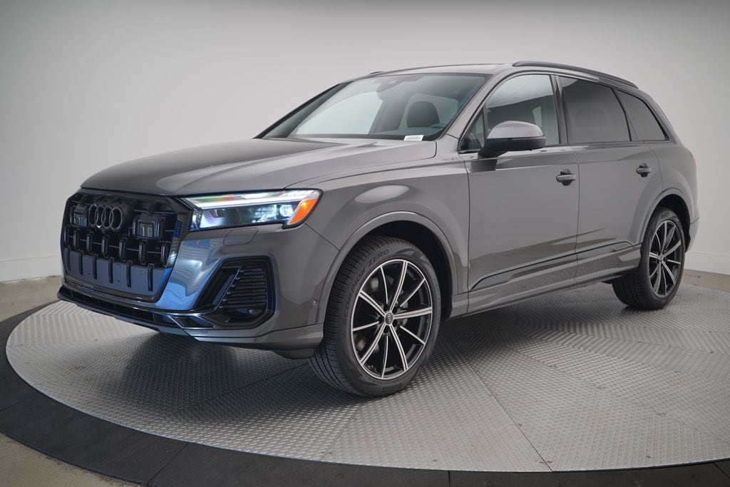 2026 Audi Q7 Premium Plus's photo