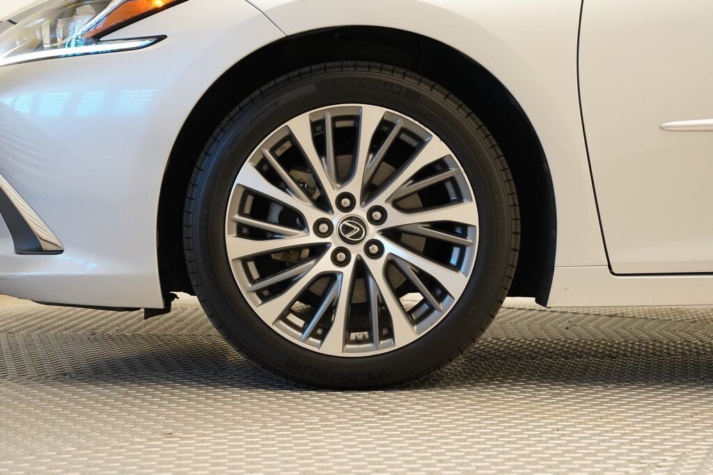 Used 2019 Lexus ES 350 Sedan