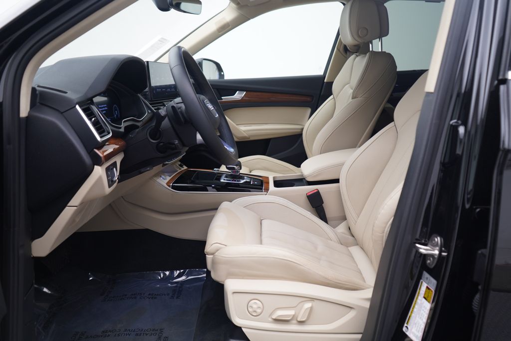 2023 Audi Q5 e 55 Premium Plus photo 6