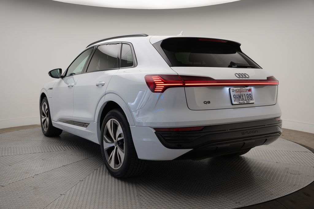 Used 2024 Audi Q8 e-tron Premium SUV
