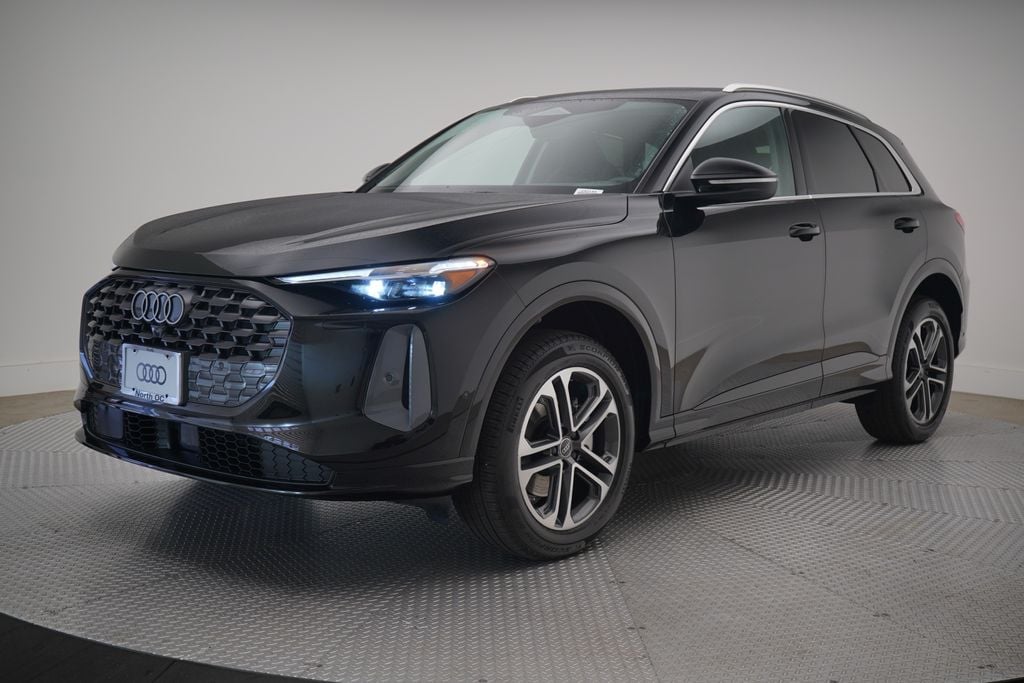 2025 Audi New Q5 Premium Plus's photo