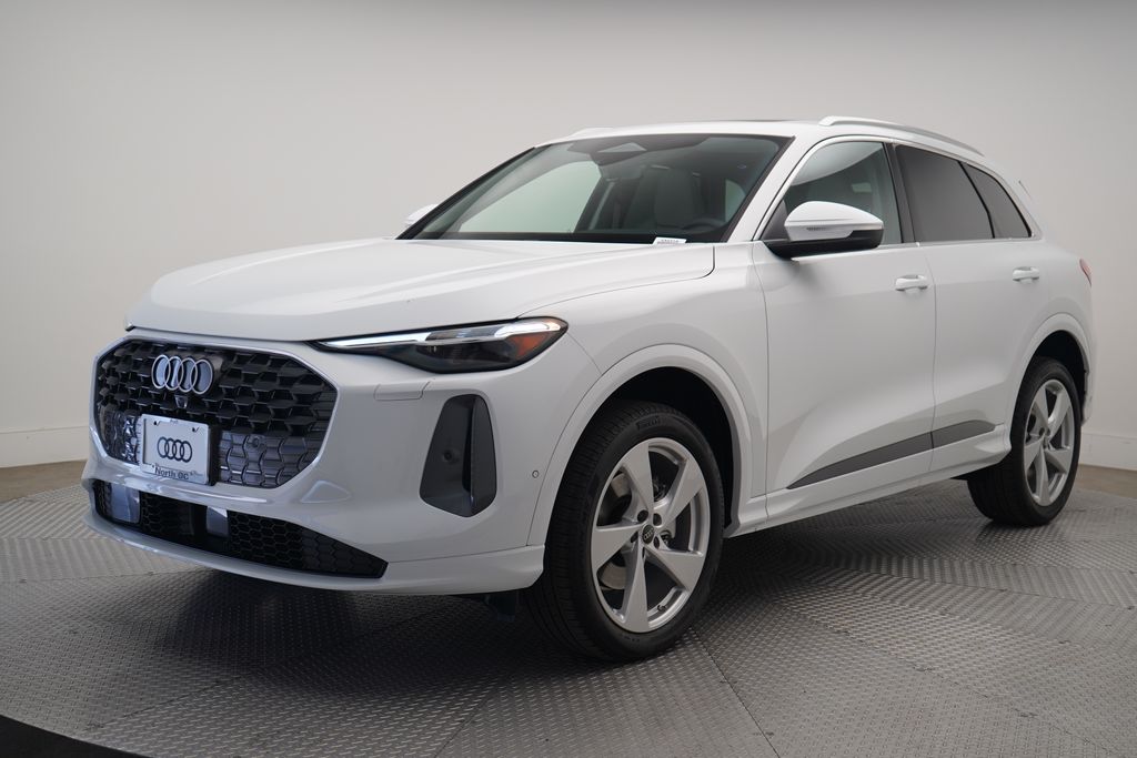 2025 Audi New Q5 Premium Plus's photo