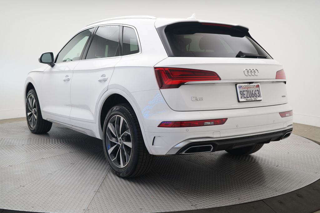 2023 Audi Q5 45 S Line Premium photo 3
