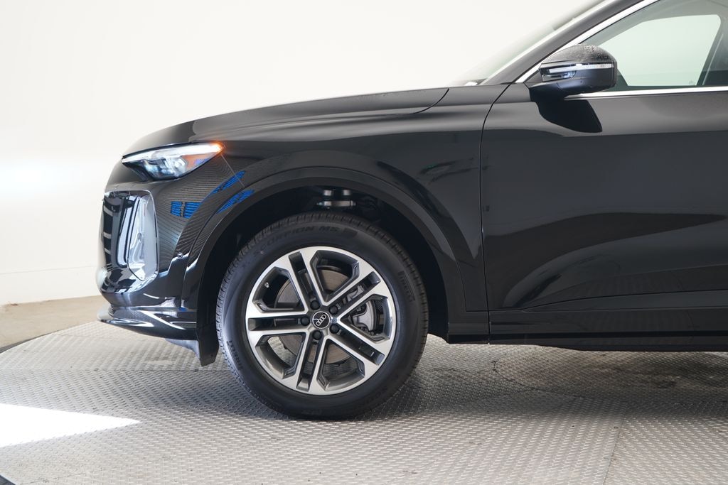 New 2025 Audi Q5 Premium Plus SUV