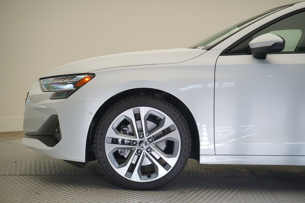 2025 Audi A3 2.0T Premium Plus photo 2