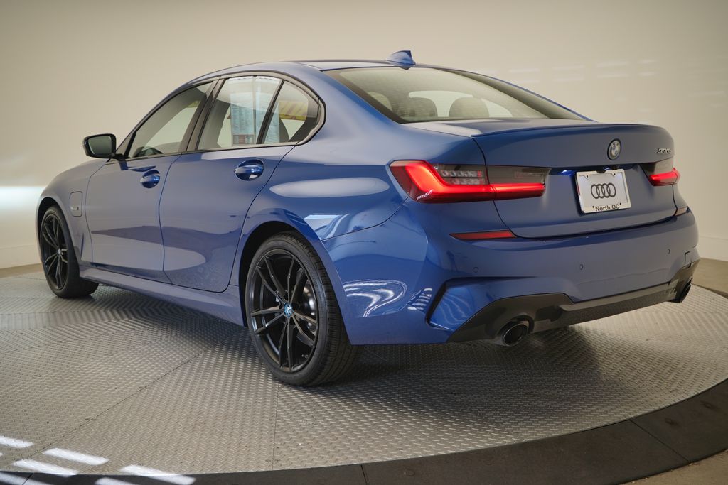 2022 Bmw 330e 3-Series photo 2