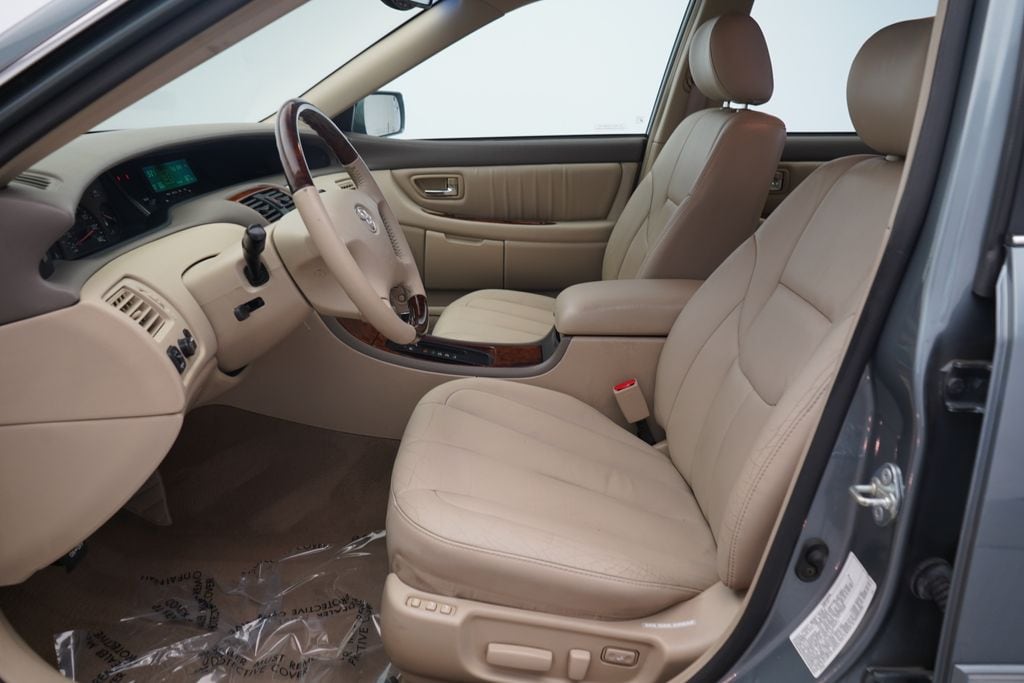 2003 Toyota Avalon XLS photo 6