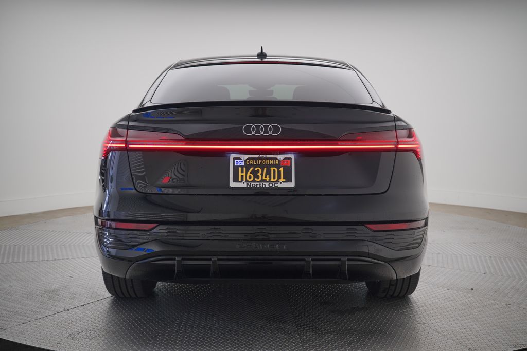 2024 Audi Q8 E-tron line Premium photo 4