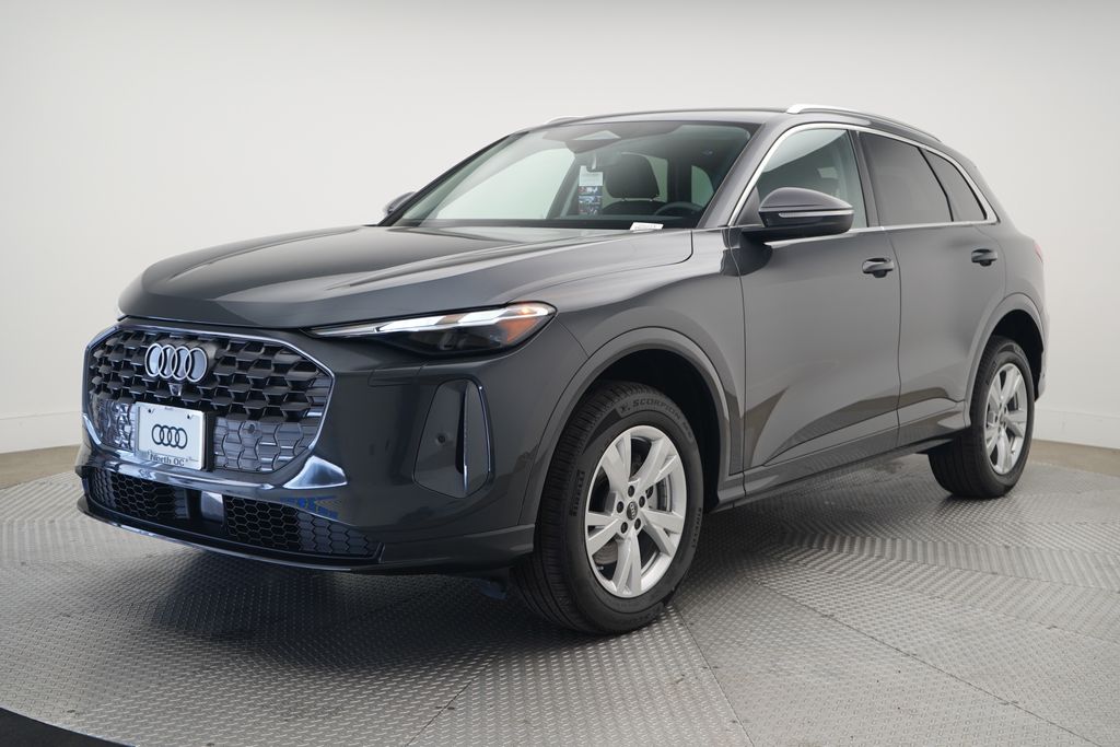 2025 Audi New Q5 Premium's photo