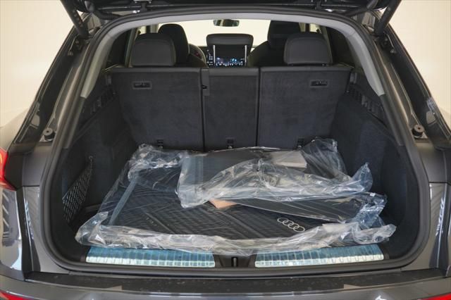 2025 Audi Q5 Prestige - Photo 12