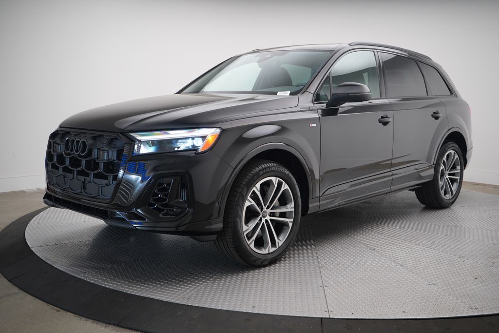 2026 Audi Q7 55 S Line Premium quattro Tiptronic's photo