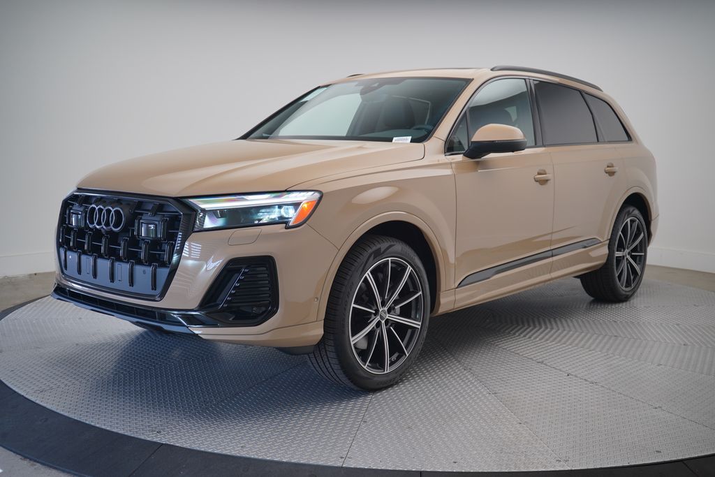 2025 Audi Q7 Premium Plus's photo