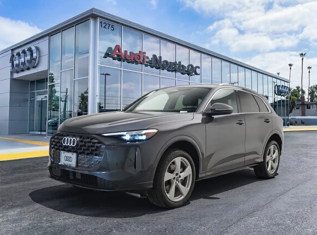 2025 Audi Q5 40 Premium Plus's photo