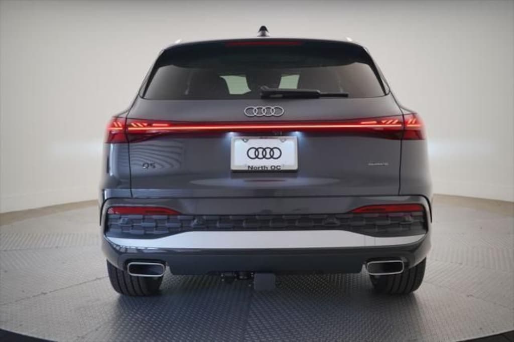 New 2025 Audi Q5 Prestige SUV