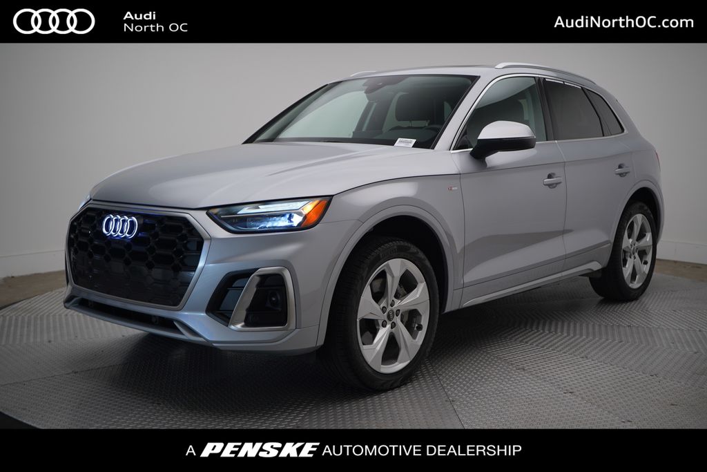 2025 Audi Q5 45 Premium Plus's photo