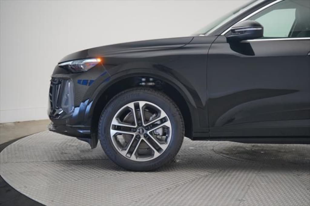 New 2025 Audi Q5 Premium Plus SUV