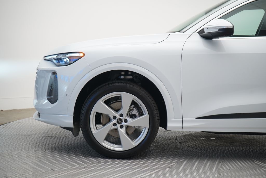 New 2026 Audi Q5 Premium Plus SUV