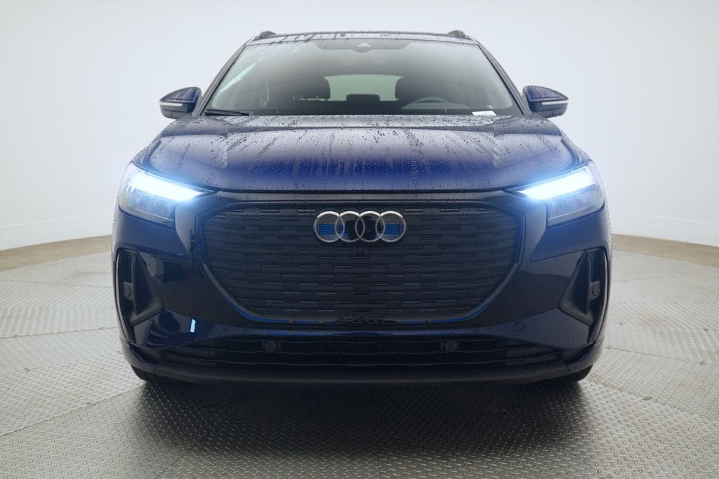 2025 Audi Q4 e-tron Premium Plus photo 5
