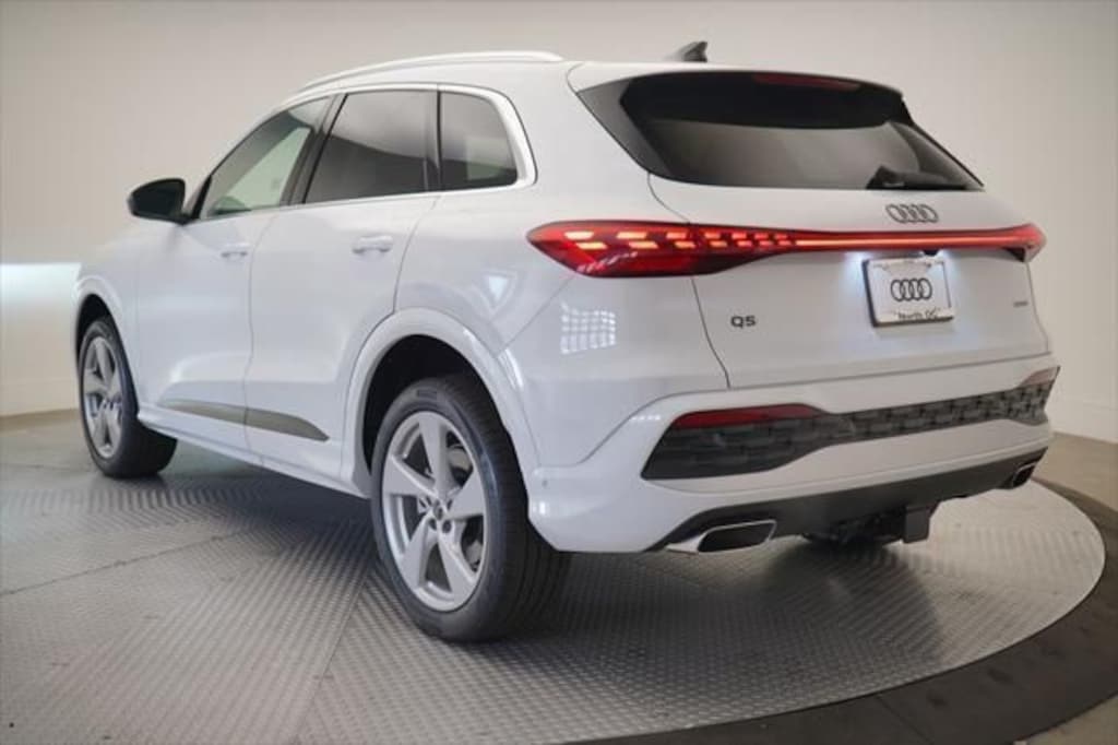 New 2025 Audi Q5 Premium Plus SUV