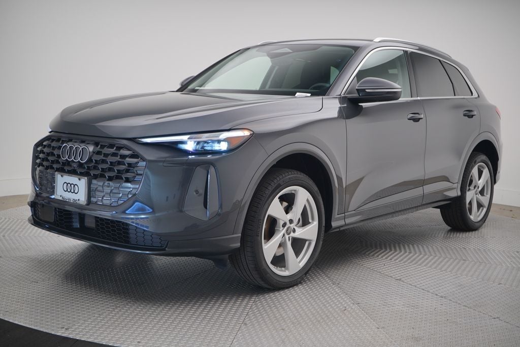 2025 Audi New Q5 Premium Plus's photo