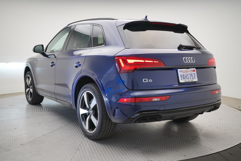 2022 Audi Q5 45 S line Premium photo 2