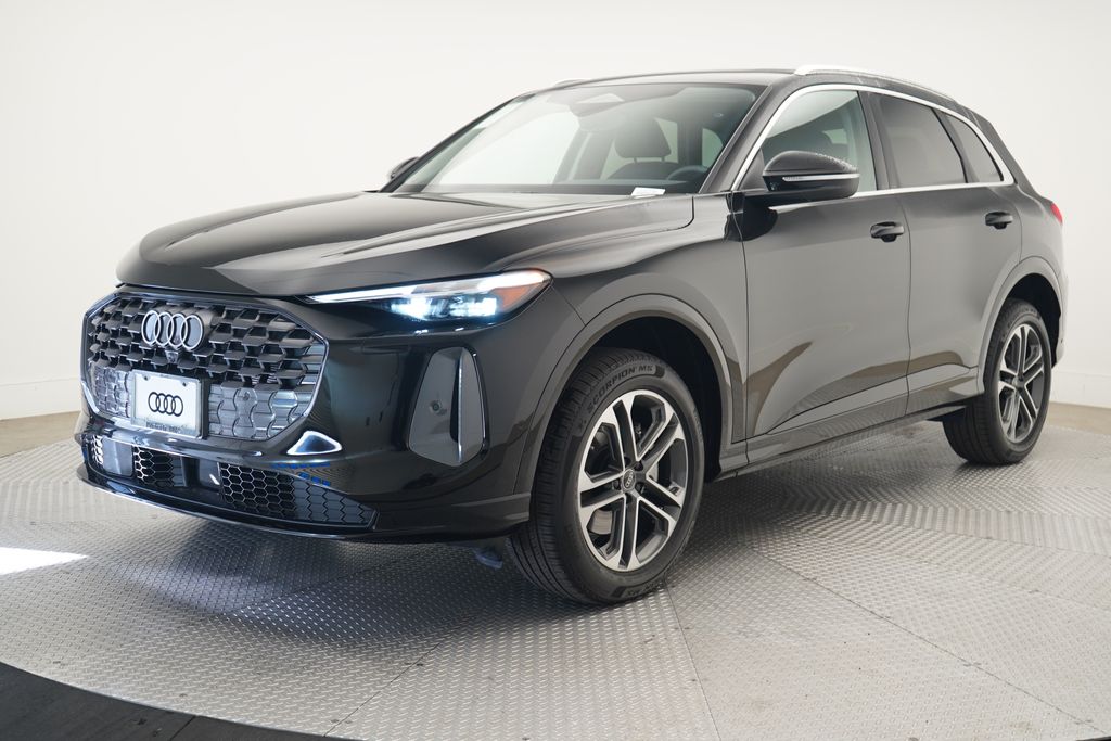 2025 Audi New Q5 Premium Plus's photo