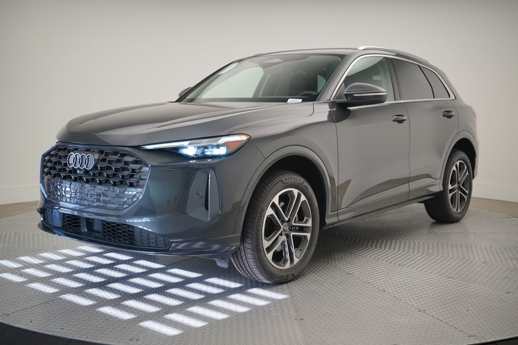 New 2025 Audi Q5 2.0T Premium SUV